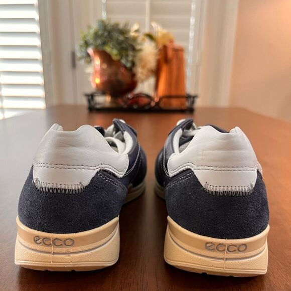 Ecco Blue Leather Suede Oxford Sneakers Womens 39 EU (8–8.5 US) Casual Comfort - Picture 5 of 10